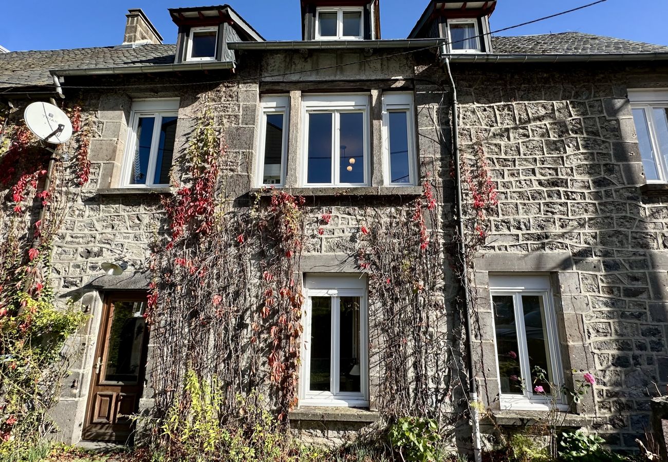 House in Mont-Dore - Villa Les Moullières de l’eau 14pers Le Mont Dore