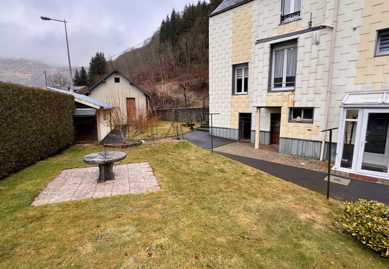 Apartment in Mont-Dore - Les Capucines Le Mont Dore 2pers